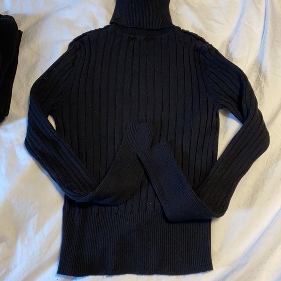 Bundle of 2 turtleneck ZARA - Picture 2 of 3